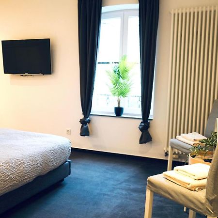 Haus Im Gruenen Fuer 6 Personen-3 Schlafzimmer- 3 Baedern -Waschmaschine-Grosse Terrasse- Vollausgestattete Kueche Wolfsburgo Exterior foto
