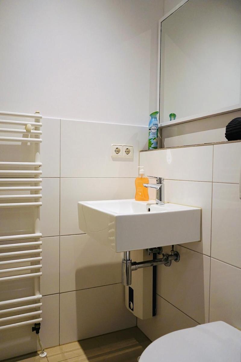 Haus Im Gruenen Fuer 6 Personen-3 Schlafzimmer- 3 Baedern -Waschmaschine-Grosse Terrasse- Vollausgestattete Kueche Wolfsburgo Exterior foto