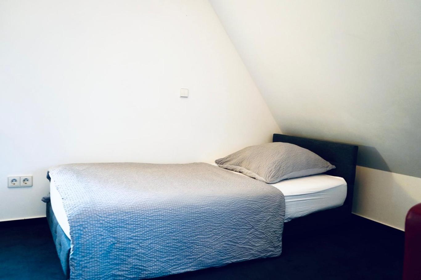 Haus Im Gruenen Fuer 6 Personen-3 Schlafzimmer- 3 Baedern -Waschmaschine-Grosse Terrasse- Vollausgestattete Kueche Wolfsburgo Exterior foto